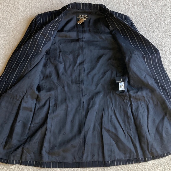 Escada blazer - Picture 8 of 12